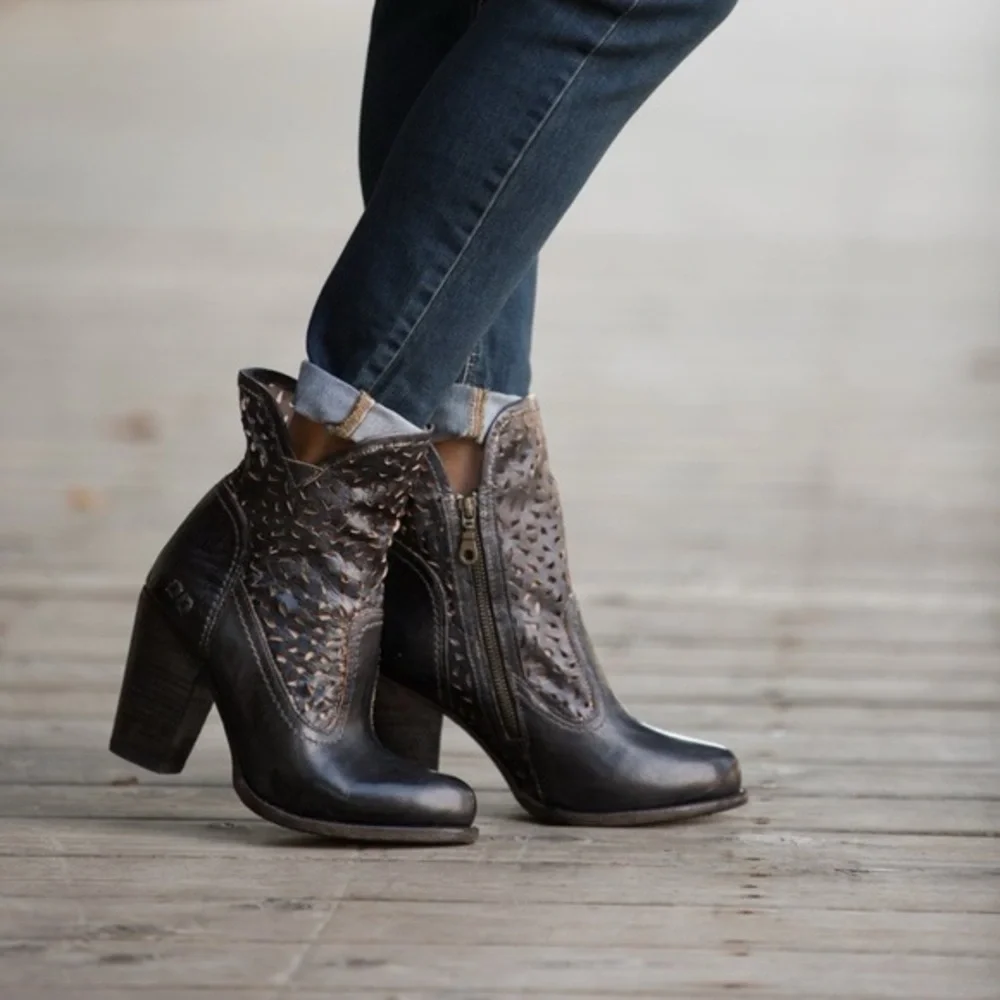 Bed Stu Irma Boots Women’s Graphite Leather Laser Cut Heeled Booties NWT Size 10